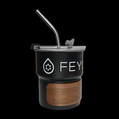 Matně černý nerezový termohrnek FEYNLAB Metal Mug s dřevěným dekorem a kovovým brčkem